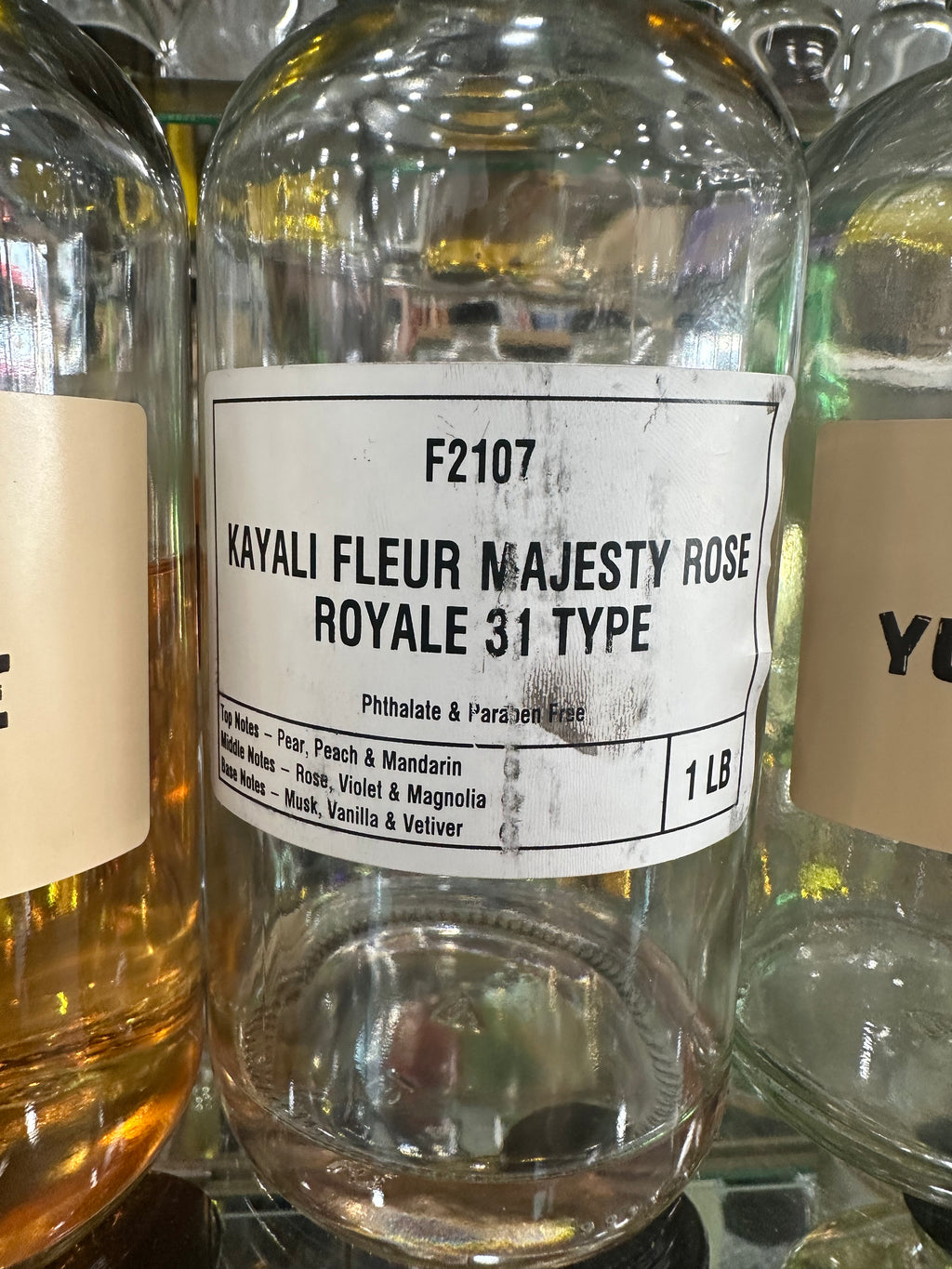 Kayali Fleur Majesty Rose Royale 31